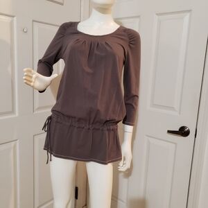 ALO Yoga top size Small